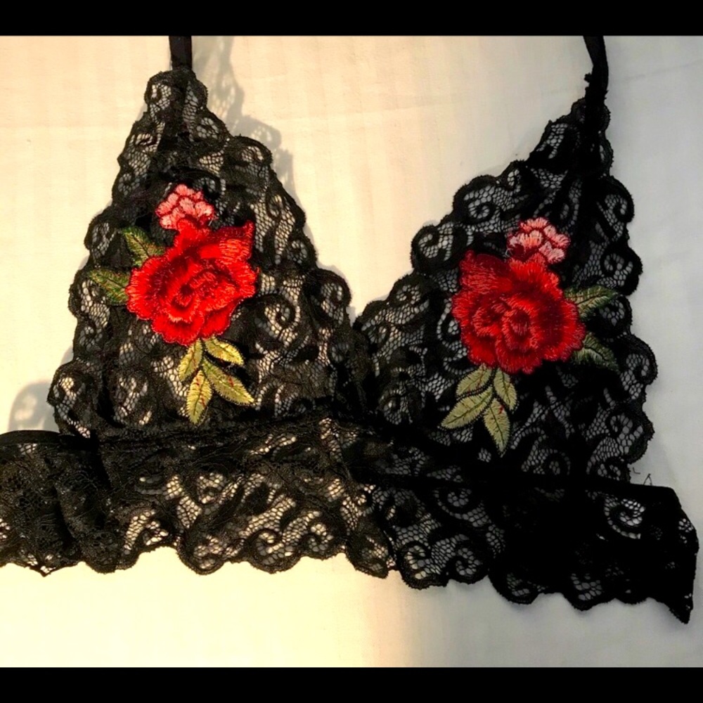 SALE ♥️
 ❤️New Lace bralette in black